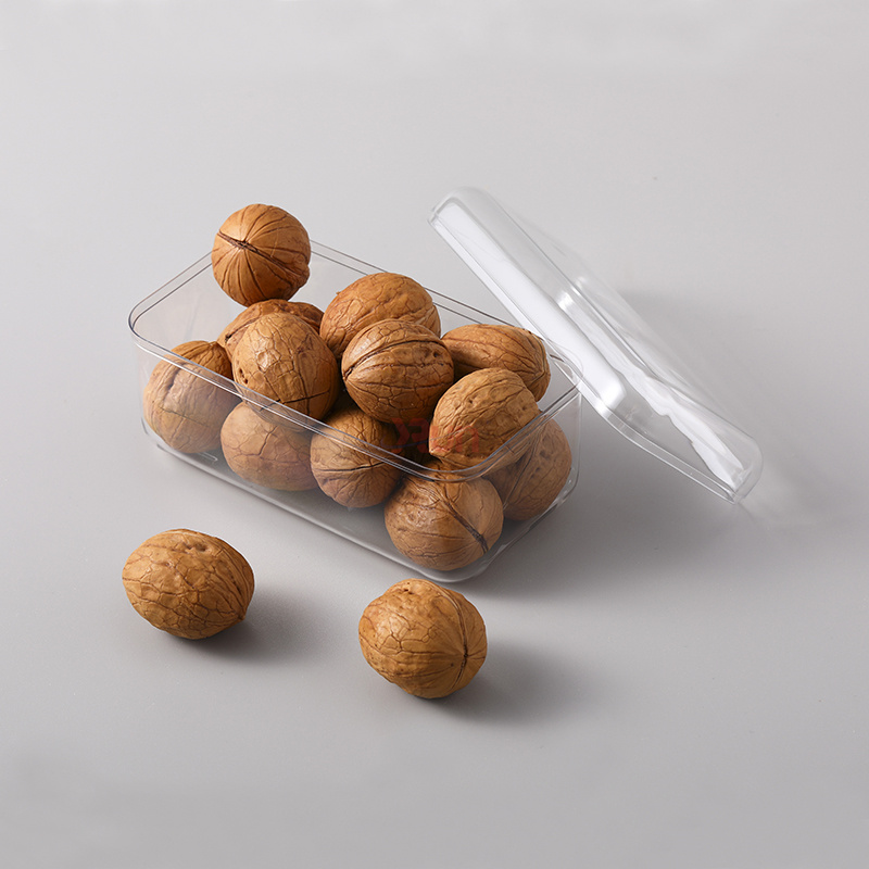 We provide transparent jars for spices that use the same crystal-clear material as our clear cake containers, ensuring quality in every plastic box with lid used for desserts packaging.